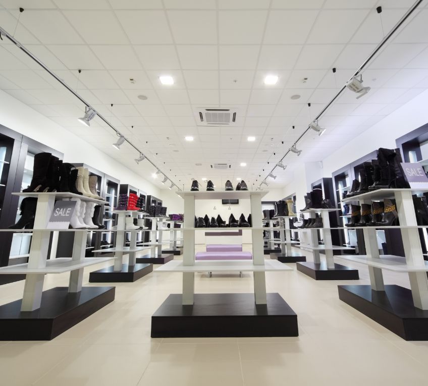 Designer Tips To Enhance Your Store’s Lighting